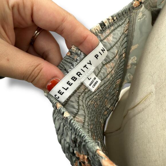 NEW Celebrity Pink Gray Floral Top Size Large Smocked ruched Puff Sleeve Crop - Picture 10 of 11